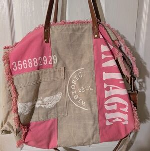 Myra Queen Creek Weekender Tote Bag In Pink